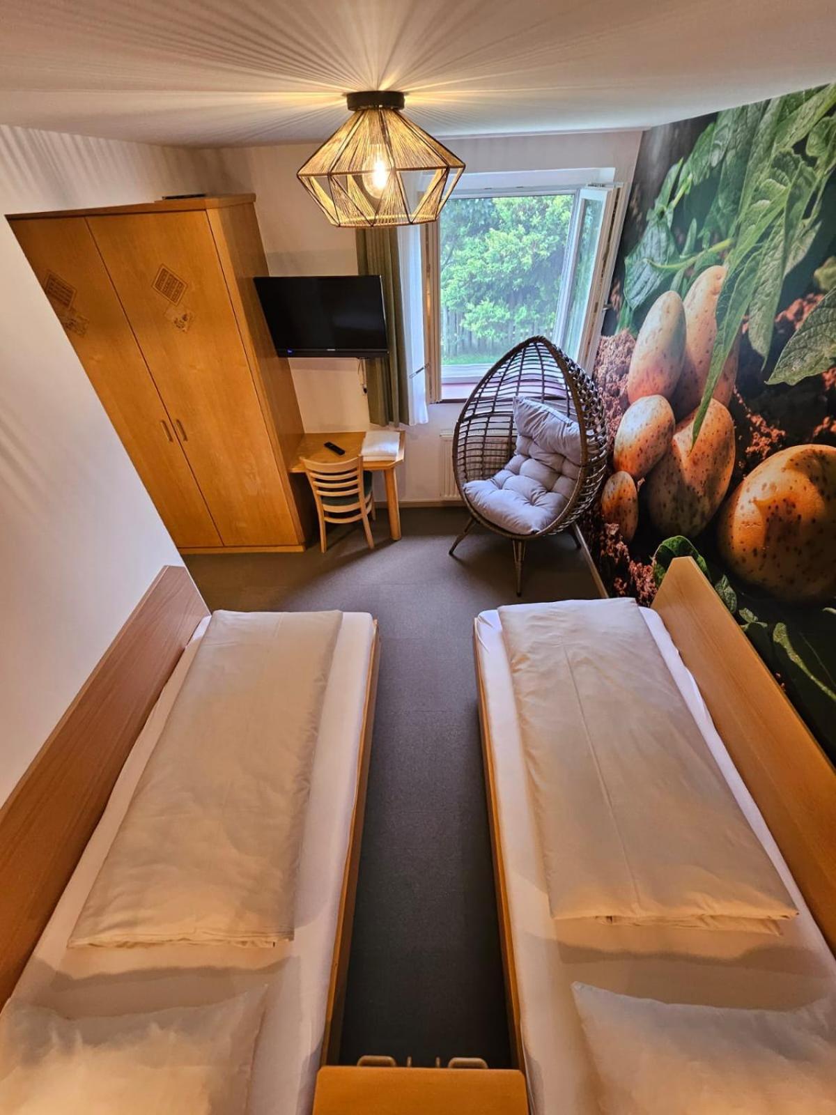 Genussgasthof Willenshofer Sankt Kathrein am Hauenstein Quarto foto